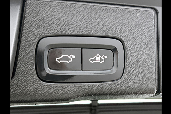 Volvo XC60 2.0 T6 250KW AWD hybrid Inscription / Panoramadak / Trekhaak / Leder lux./Stuur-Stoelverw / Pdc+camera / Audio & Park Ass./ Lighting / Apk 06-2027