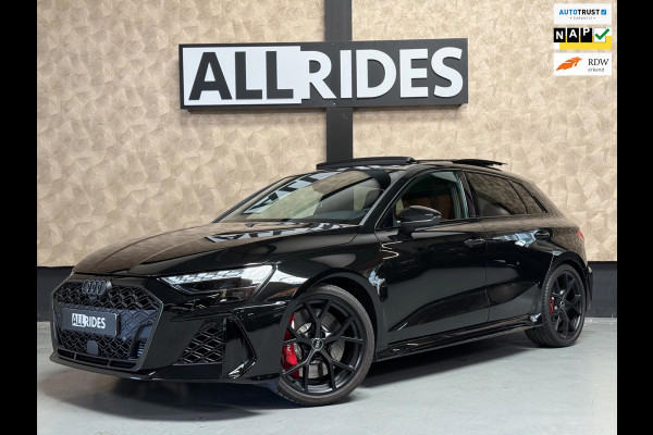 Audi RS 3 SPORTBACK 2.5 TFSI RS 3 quattro | Pano | carbon | Kuipstoelen | ACC | Keyless | Sfeerverlichting