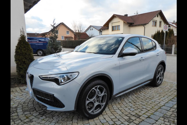 Alfa Romeo Stelvio 2.0T Q4 Ti (206kW/280pk) ** Bi-XENON/LED, NAVI+, LEDER, ACC, 19-inch LMV, MEM ** 1e EIG - 22.800 km - UNFALLFREI ** ** INFORMEER OOK NAAR ONZE AANTREKKELIJKE FINANCIAL-LEASE TARIEVEN **