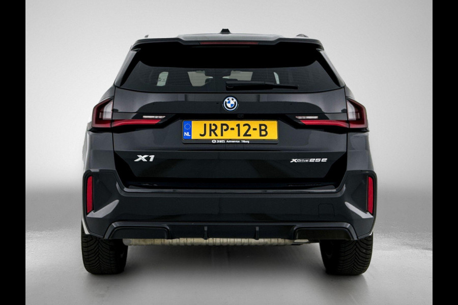BMW X1 xDrive25e 245PK! PLUG-In M Sport BLACK-LINE | CARPLAY | CAMERA