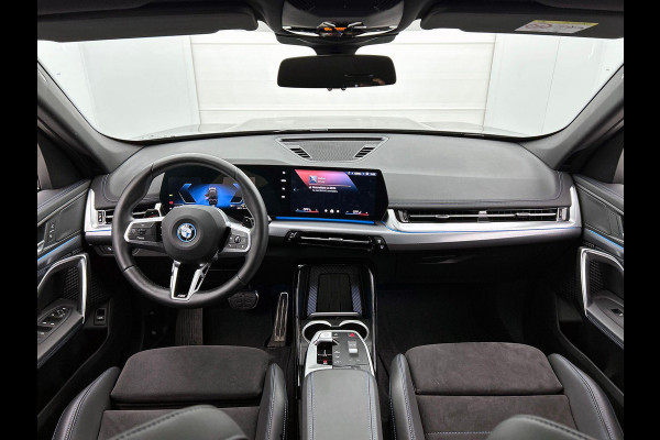 BMW X1 xDrive25e 245PK! PLUG-In M Sport BLACK-LINE | CARPLAY | CAMERA