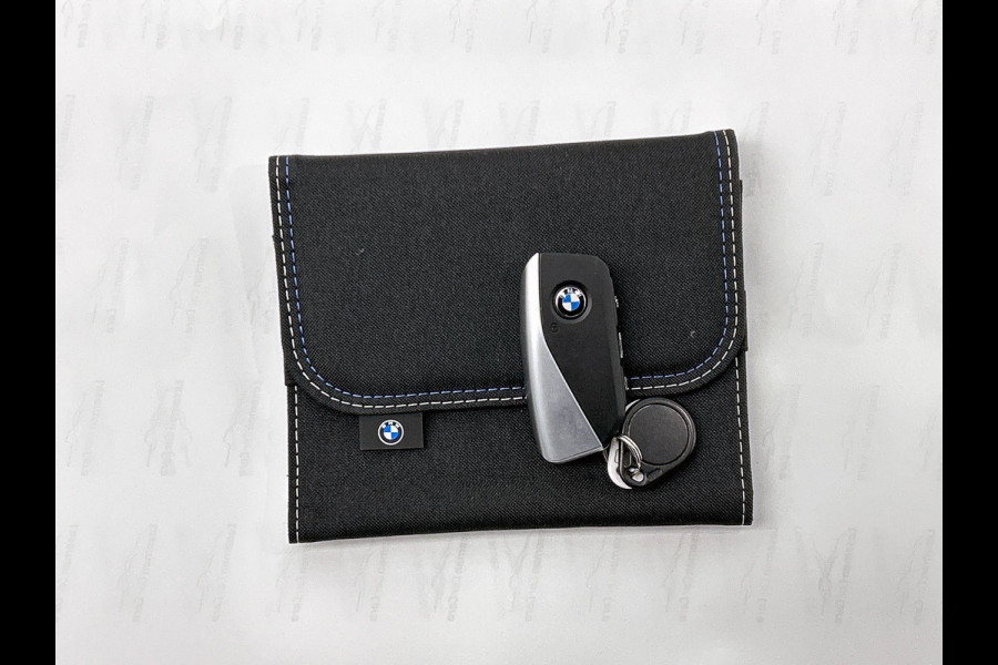 BMW X1 xDrive25e 245PK! PLUG-In M Sport BLACK-LINE | CARPLAY | CAMERA