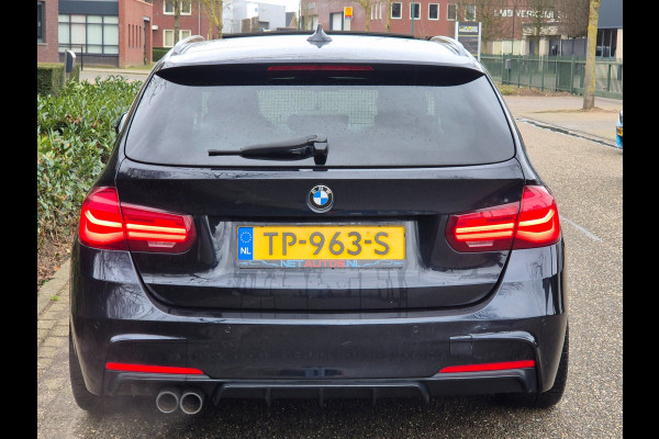 BMW 3 Serie Touring 330i M Sport Panoramadak High Executive Apple CarPlay Lm Velgen breedset Stuurverwarming M Aerodynamics