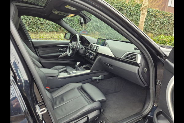 BMW 3 Serie Touring 330i M Sport Panoramadak High Executive Apple CarPlay Lm Velgen breedset Stuurverwarming M Aerodynamics