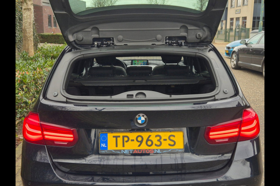 BMW 3 Serie Touring 330i M Sport Panoramadak High Executive Apple CarPlay Lm Velgen breedset Stuurverwarming M Aerodynamics
