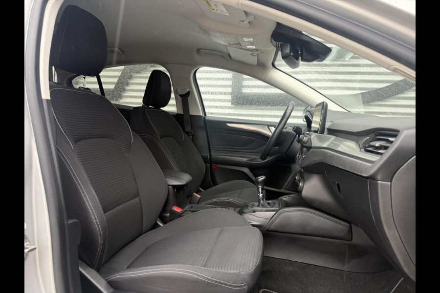 Ford Focus 1.0 EcoBoost Titanium 2e Eigenaar|Navi|Camera|B&O Sound System|PDC|Cruise|Stoelverwarming|Carplay|Dealer Onderhouden|N.A.P|APK tot 08-2026