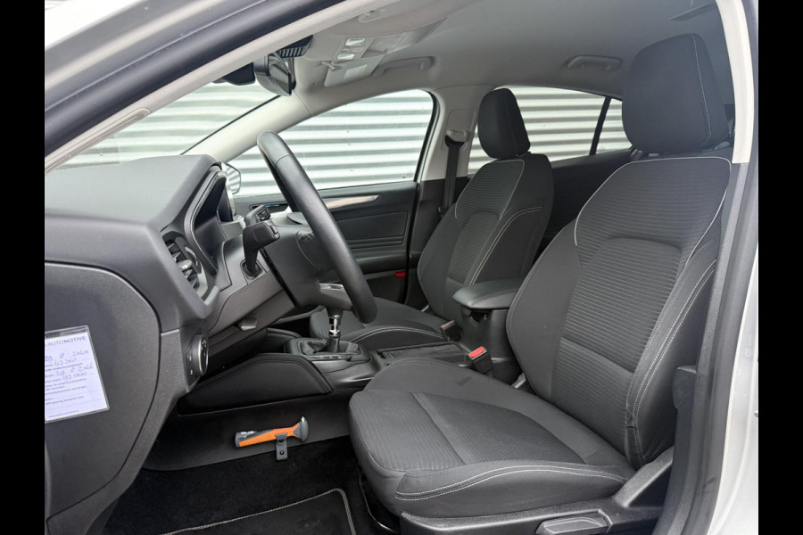 Ford Focus 1.0 EcoBoost Titanium 2e Eigenaar|Navi|Camera|B&O Sound System|PDC|Cruise|Stoelverwarming|Carplay|Dealer Onderhouden|N.A.P|APK tot 08-2026