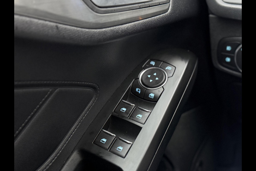 Ford Focus 1.0 EcoBoost Titanium 2e Eigenaar|Navi|Camera|B&O Sound System|PDC|Cruise|Stoelverwarming|Carplay|Dealer Onderhouden|N.A.P|APK tot 08-2026