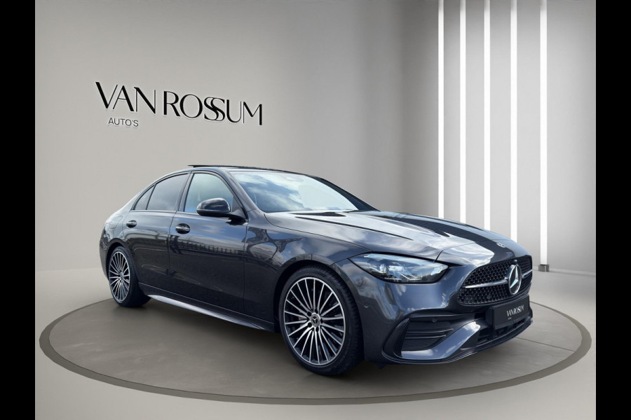 Mercedes-Benz C-Klasse 180 AMG Line | 19"| Panoramadak | Camera | Keyless | Led | Sfeer |