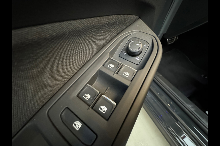 Volkswagen Golf 1.4 eHybrid GTE Sfeer|IQ Light|Dodehoek|ACC