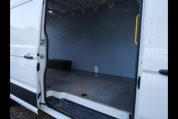 Volkswagen Crafter 2.0TDI 177PK, L4H2, Dubbel lucht, DSG, Airco, Trekhaak 3.500 KG