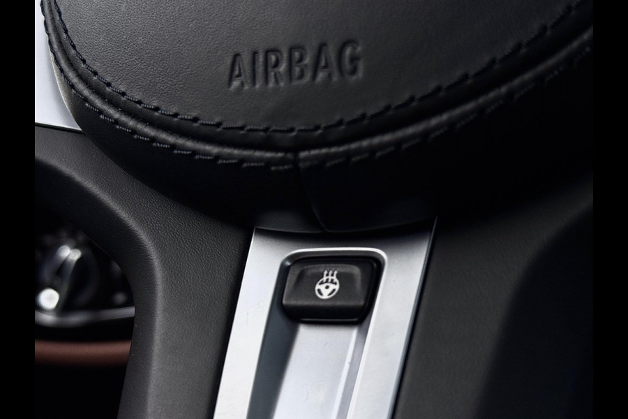 BMW 5 Serie Touring 530e xDrive M-Sport | Pano | Trekhaak | Laser | Harman Kardon | Head Up | Comfortstoelen elektrisch | ACC