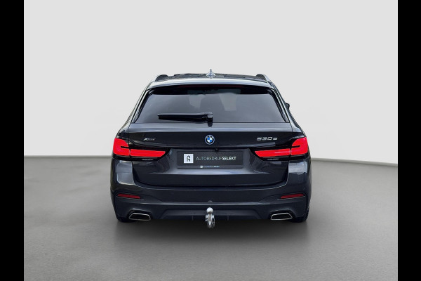 BMW 5 Serie Touring 530e xDrive M-Sport | Pano | Trekhaak | Laser | Harman Kardon | Head Up | Comfortstoelen elektrisch | ACC