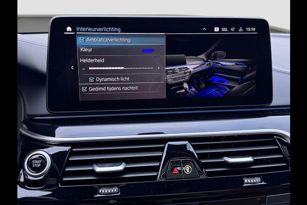 BMW 5 Serie Touring 530e xDrive M-Sport | Pano | Trekhaak | Laser | Harman Kardon | Head Up | Comfortstoelen elektrisch | ACC