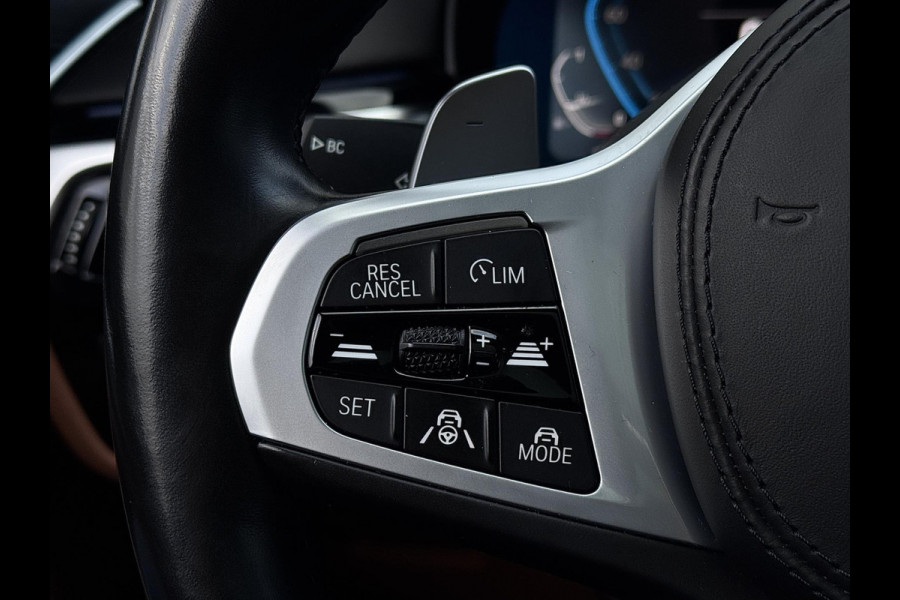 BMW 5 Serie Touring 530e xDrive M-Sport | Pano | Trekhaak | Laser | Harman Kardon | Head Up | Comfortstoelen elektrisch | ACC