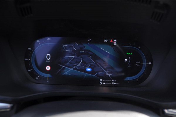 Volvo XC60 T8 390PK Automaat AWD Ultra Bright / Head-up display / Trekhaak/ Harman Kardon audio / Panoramadak / BLIS / Elektrisch bedienbare voorstoelen / Memory seats / Verwarmbare stoelen / Keyless entry /