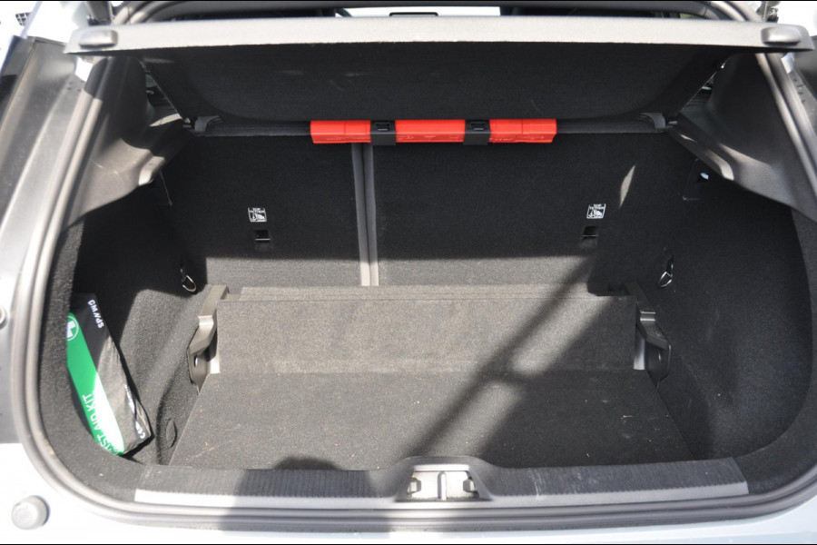 Volvo EX30 428PK Automaat Twin Motor Performance Plus /Adaptieve Cruise Control/ Dodehoek Detectie / Parkeersensoren voor en achter/ Achteruitrijcamera/ Warmtepomp/ Google Services/