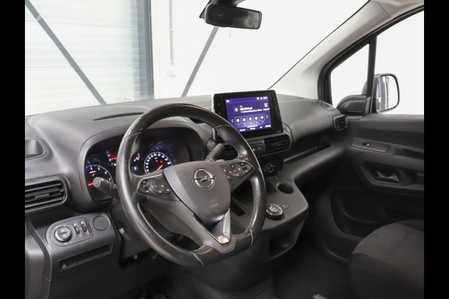 Opel Combo 1.5D L2H1 Edition Automaat Navigatie Airco Parkeersensoren App-connect DAB+ Trekhaak
