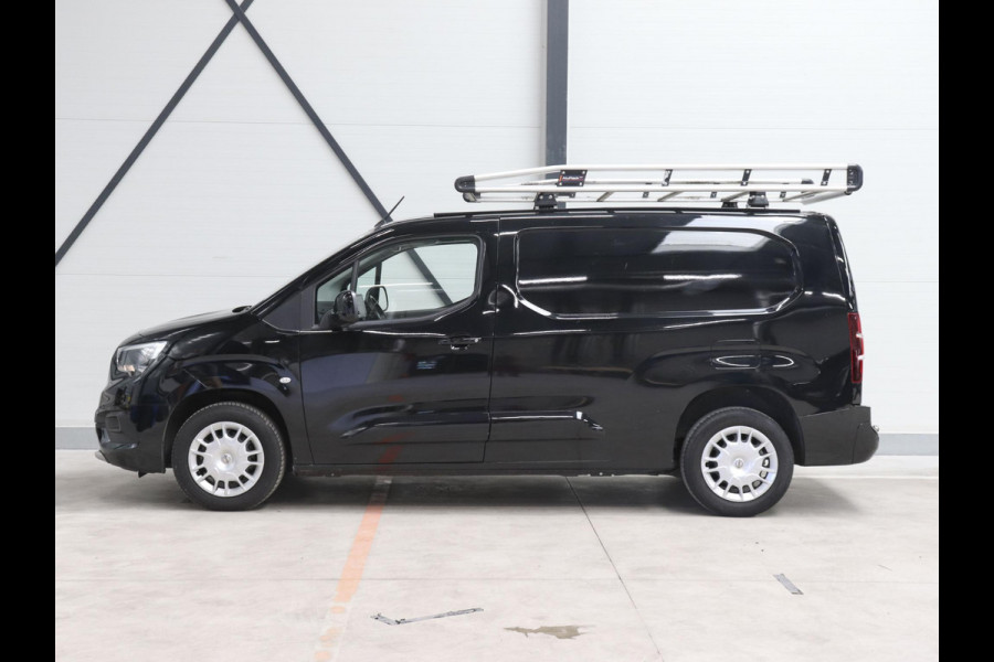 Opel Combo 1.5D L2H1 Edition Automaat Navigatie Airco Parkeersensoren App-connect DAB+ Trekhaak