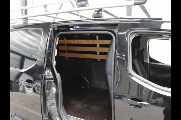 Opel Combo 1.5D L2H1 Edition Automaat Navigatie Airco Parkeersensoren App-connect DAB+ Trekhaak