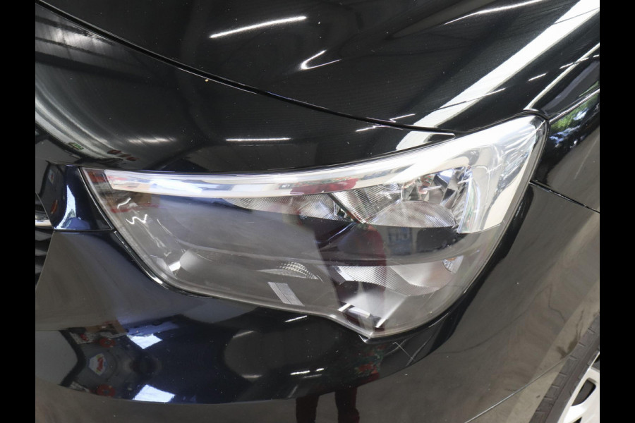 Opel Combo 1.5D L2H1 Edition Automaat Navigatie Airco Parkeersensoren App-connect DAB+ Trekhaak