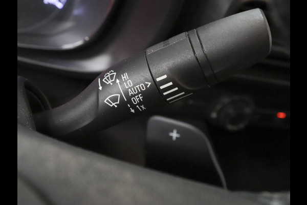 Opel Combo 1.5D L2H1 Edition Automaat Navigatie Airco Parkeersensoren App-connect DAB+ Trekhaak