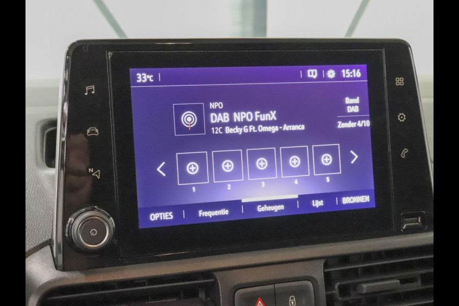 Opel Combo 1.5D L2H1 Edition Automaat Navigatie Airco Parkeersensoren App-connect DAB+ Trekhaak