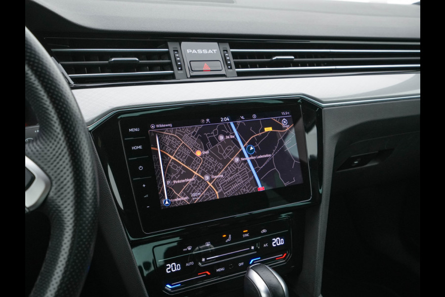 Volkswagen Passat 1.4 TSI GTE Business (Plug-In) (INCL-BTW) Aut. *FULL-LED | DIGI-COCKPIT | ADAPTIVE-CRUISE | NAVI-FULLMAP | KEYLESS | DAB+ | COMFORT-SEATS | SHIFTPADDLES | PRIVACY-GLASS | PDC | CAMERA | CARPLAY | 17''ALU*