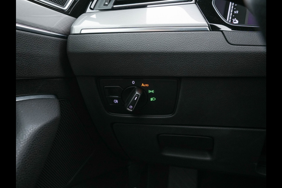 Volkswagen Passat 1.4 TSI GTE Business (Plug-In) (INCL-BTW) Aut. *FULL-LED | DIGI-COCKPIT | ADAPTIVE-CRUISE | NAVI-FULLMAP | KEYLESS | DAB+ | COMFORT-SEATS | SHIFTPADDLES | PRIVACY-GLASS | PDC | CAMERA | CARPLAY | 17''ALU*