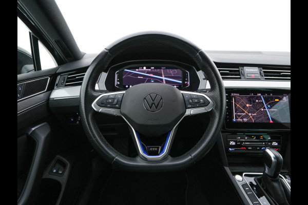 Volkswagen Passat 1.4 TSI GTE Business (Plug-In) (INCL-BTW) Aut. *FULL-LED | DIGI-COCKPIT | ADAPTIVE-CRUISE | NAVI-FULLMAP | KEYLESS | DAB+ | COMFORT-SEATS | SHIFTPADDLES | PRIVACY-GLASS | PDC | CAMERA | CARPLAY | 17''ALU*
