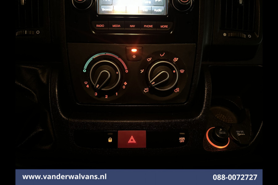 Peugeot Boxer 2.0 BlueHDI 130pk Pick up Dubbel Cabine Open laadbak Euro6 Airco | 7-Zits | Trekhaak | Navigatie