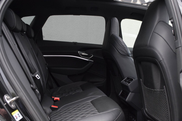 Audi SQ8 e-tron Quattro 371kW / Luchtvering/ Standkachel/ Bang & Olufsen Sound System/ Panoramadak/ Trekhaak/ 371kW (505PK)