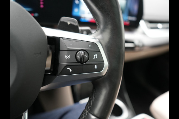 BMW X1 xDrive23i M Sport 204pk Dealer O.H | Panodak | Adaptive Cruise | Lederen Sportstoelen Massage & Memory | Head Up | 360 Camera | Harman Kardon | Widescreen Navi | Parkassist | Keyless | 19"L.M | Apple Carplay |