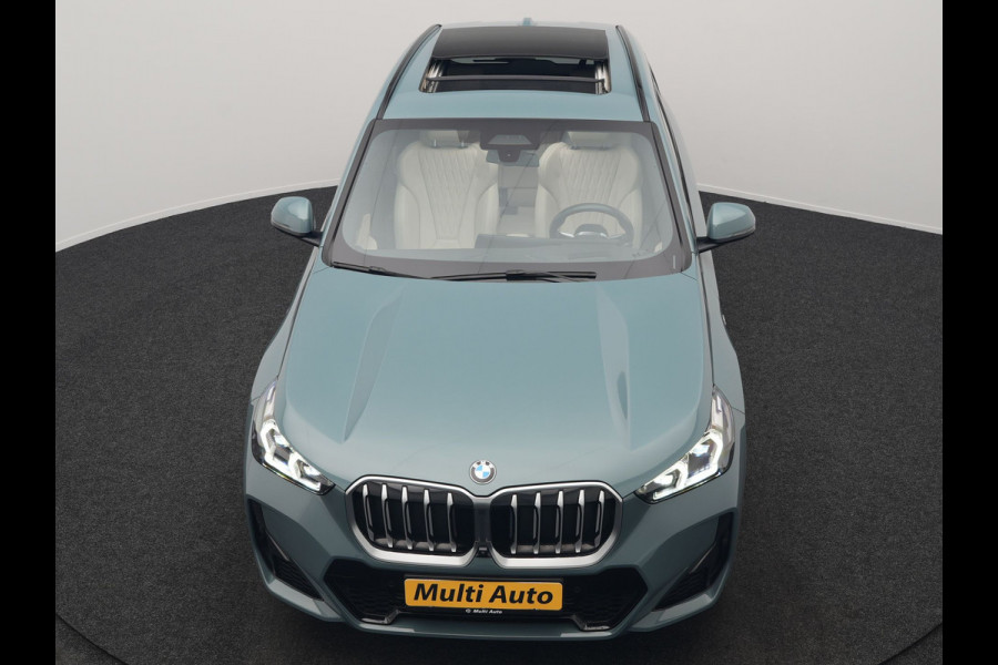 BMW X1 xDrive23i M Sport 204pk Dealer O.H | Panodak | Adaptive Cruise | Lederen Sportstoelen Massage & Memory | Head Up | 360 Camera | Harman Kardon | Widescreen Navi | Parkassist | Keyless | 19"L.M | Apple Carplay |