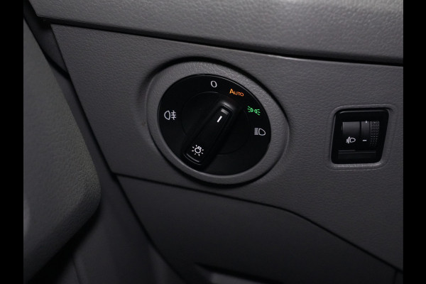 Volkswagen Crafter L3H3 2.0TDI 140pk 3.5T Automaat / Navigatie / Camera / Comfort stoel / Android / Apple-Carplay