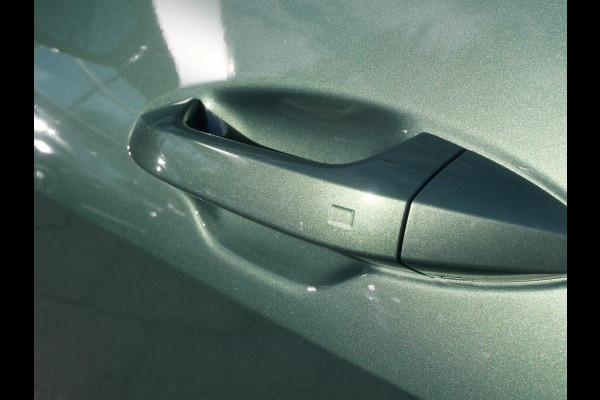 Kia Sportage 1.6 T-GDi Hybrid GT-Line | Schuifkanteldak | Stoel en stuurverwarming | PDC |