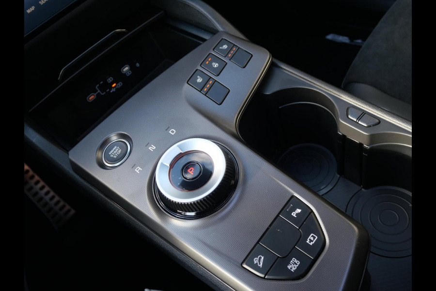 Kia Sportage 1.6 T-GDi Hybrid GT-Line | Schuifkanteldak | Stoel en stuurverwarming | PDC |