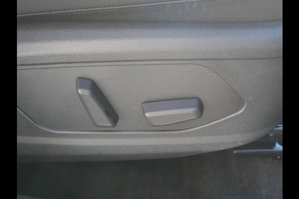 Kia Sportage 1.6 T-GDi Hybrid GT-Line | Schuifkanteldak | Stoel en stuurverwarming | PDC |