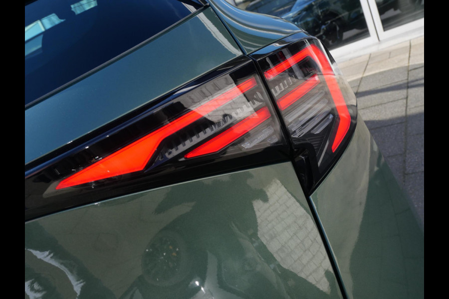 Kia Sportage 1.6 T-GDi Hybrid GT-Line | Schuifkanteldak | Stoel en stuurverwarming | PDC |