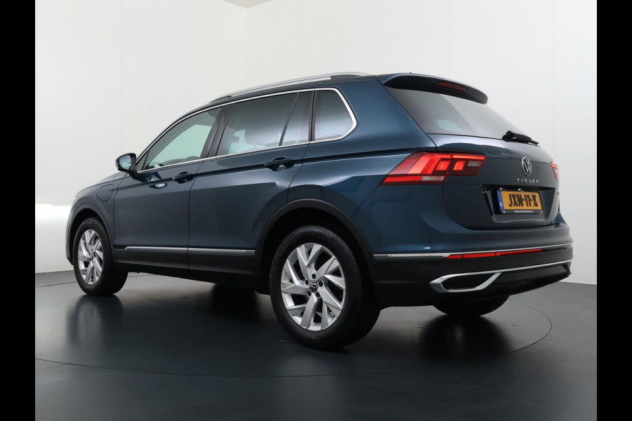 Volkswagen Tiguan 1.4 TSI eHybrid PHEV ELEK. ACHTERKLEP| STOEL MASSAGE| STOEL + STUURVERWARMING| PARKEERSENS. VOOR EN ACHTER| RIJKLAARPRIJS INCL. 12 MND BOVAG GARANTIE