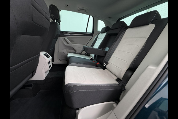 Volkswagen Tiguan 1.4 TSI eHybrid PHEV ELEK. ACHTERKLEP| STOEL MASSAGE| STOEL + STUURVERWARMING| PARKEERSENS. VOOR EN ACHTER| RIJKLAARPRIJS INCL. 12 MND BOVAG GARANTIE