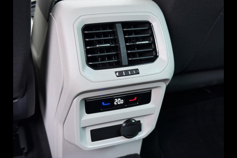 Volkswagen Tiguan 1.4 TSI eHybrid PHEV ELEK. ACHTERKLEP| STOEL MASSAGE| STOEL + STUURVERWARMING| PARKEERSENS. VOOR EN ACHTER| RIJKLAARPRIJS INCL. 12 MND BOVAG GARANTIE