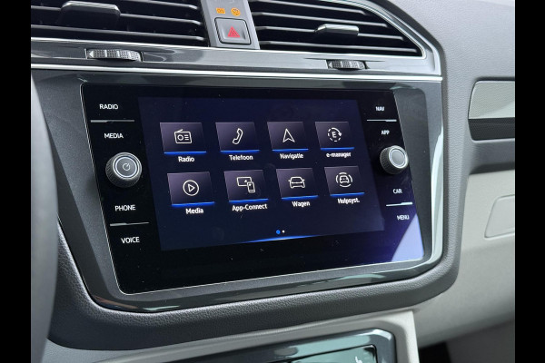 Volkswagen Tiguan 1.4 TSI eHybrid PHEV ELEK. ACHTERKLEP| STOEL MASSAGE| STOEL + STUURVERWARMING| PARKEERSENS. VOOR EN ACHTER| RIJKLAARPRIJS INCL. 12 MND BOVAG GARANTIE