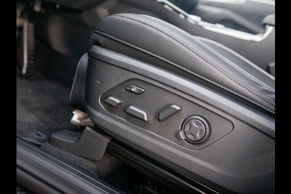 Kia Sorento 1.6 T-GDi Plug-in Hybrid 4WD ExecutiveLine 7p. l 360 camera l Nappa leder l Head up display l Stoelverwarming en Ventilatie l Bose Premium soundsystem l