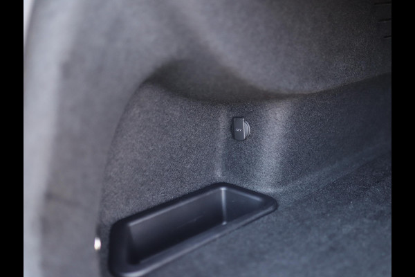 Audi RS 3 Limousine 2.5 TFSI A3 quattro | CT Carbon | RS-Dynamic | Matrix | Keyless | B&O | Leder | Camera