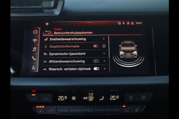 Audi RS 3 Limousine 2.5 TFSI A3 quattro | CT Carbon | RS-Dynamic | Matrix | Keyless | B&O | Leder | Camera