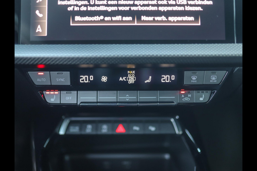 Audi RS 3 Limousine 2.5 TFSI A3 quattro | CT Carbon | RS-Dynamic | Matrix | Keyless | B&O | Leder | Camera