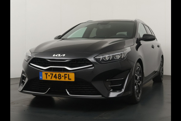 Kia Ceed Sportswagon Automaat 1.5 T-GDi GT-Line Automaat - Automatische achterklep - Schuif/Kantel dak - Apple Carplay/Android Auto - Adaptive cruise control - Keyless entry - Fabrieksgarantie t/m 30-06-2030