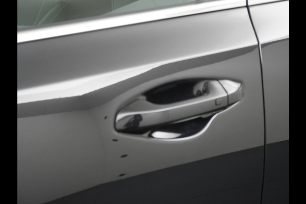 Kia Ceed Sportswagon Automaat 1.5 T-GDi GT-Line Automaat - Automatische achterklep - Schuif/Kantel dak - Apple Carplay/Android Auto - Adaptive cruise control - Keyless entry - Fabrieksgarantie t/m 30-06-2030