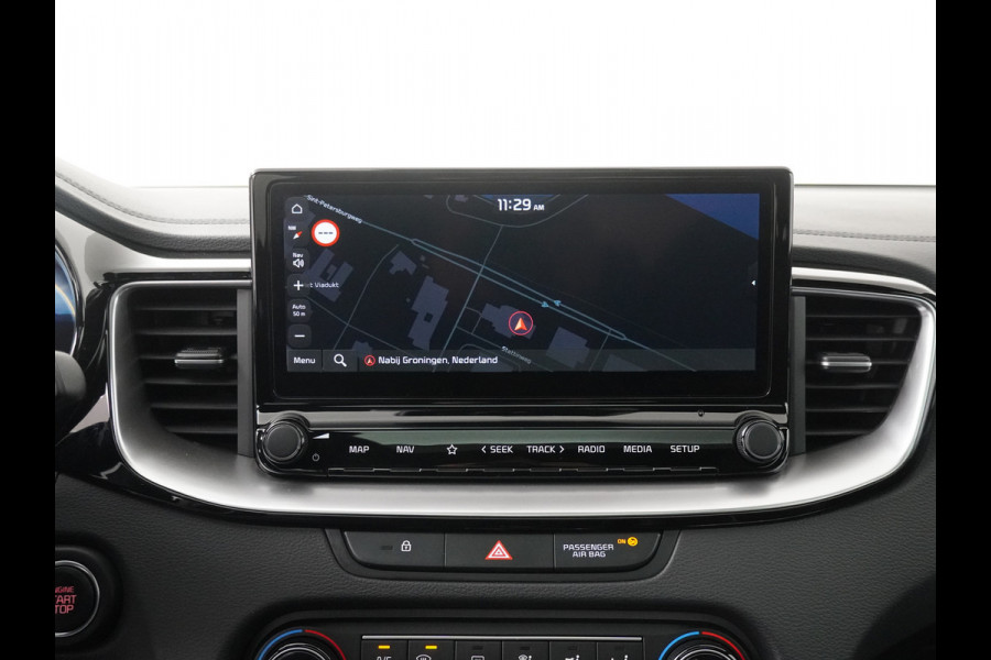 Kia Ceed Sportswagon Automaat 1.5 T-GDi GT-Line Automaat - Automatische achterklep - Schuif/Kantel dak - Apple Carplay/Android Auto - Adaptive cruise control - Keyless entry - Fabrieksgarantie t/m 30-06-2030